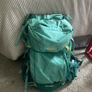 REI Co-op Traverse 35 Pack Teal Women's Small Good Condition - Gently Used